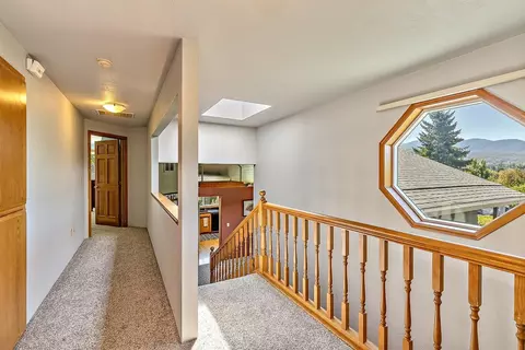 209 Ray St, Phoenix, OR 97535 photo 12