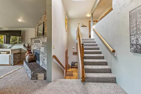 209 Ray St, Phoenix, OR 97535 photo 24