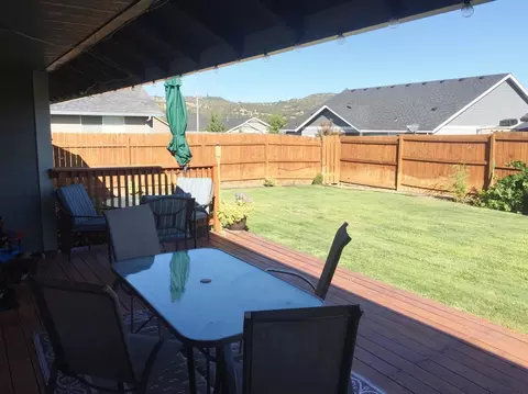 952 Stonewater Dr, Eagle Point, OR 97524 photo 22