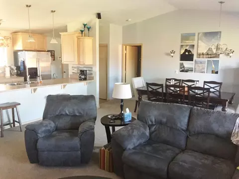 952 Stonewater Dr, Eagle Point, OR 97524 photo 10