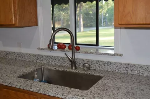 347 E Fork Rd, Williams, OR 97544 photo 6