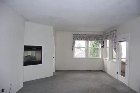 827 Ridgeway Ave, Central Point, OR 97502 photo 29