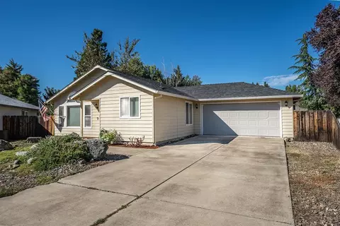 115 Mountain View Ct, Phoenix, OR 97535 photo 5