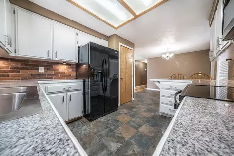 115 Mountain View Ct, Phoenix, OR 97535 photo 12