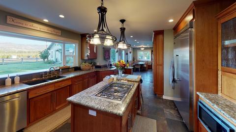 2176 Vilas Rd, Central Point, OR 97502 photo 11