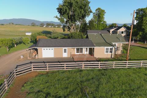 2176 Vilas Rd, Central Point, OR 97502 photo 30