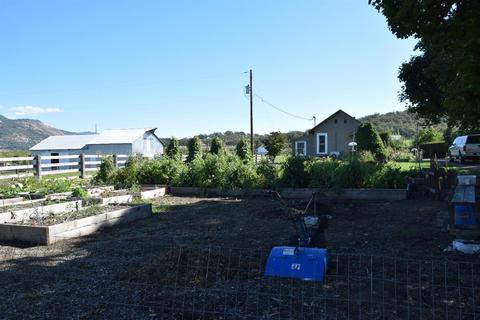 2176 Vilas Rd, Central Point, OR 97502 photo 17