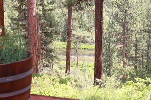 39303 Spring Trail Ct, Chiloquin, OR 97624 photo 2