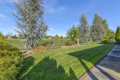 207 Pine Lake Dr, Eagle Point, OR 97524 photo 23