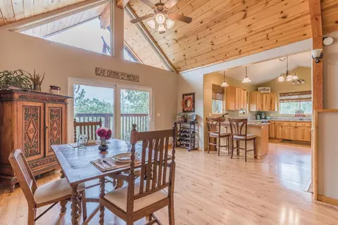 5787 Rogue River Dr, Eagle Point, OR 97524 photo 12