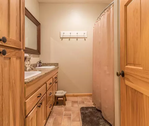 5787 Rogue River Dr, Eagle Point, OR 97524 photo 16