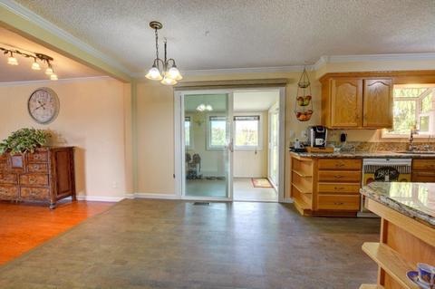 5525 Upton Rd, Central Point, OR 97502 photo 7