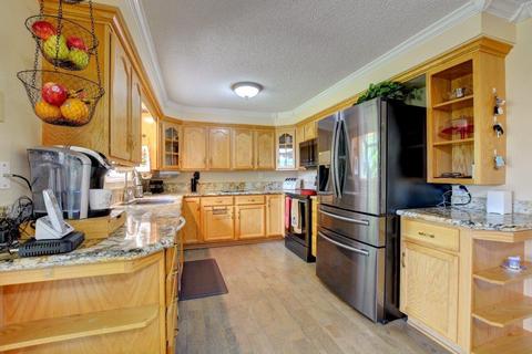 5525 Upton Rd, Central Point, OR 97502 photo 6