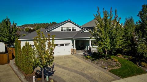 1049 Pumpkin Ridge Dr, Eagle Point, OR 97524 photo 1