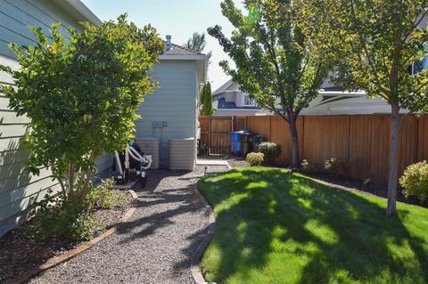 1049 Pumpkin Ridge Dr, Eagle Point, OR 97524 photo 7