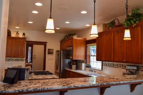 1049 Pumpkin Ridge Dr, Eagle Point, OR 97524 photo 10