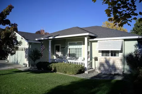 205 Willow Bend Way, Central Point, OR 97502 photo 1