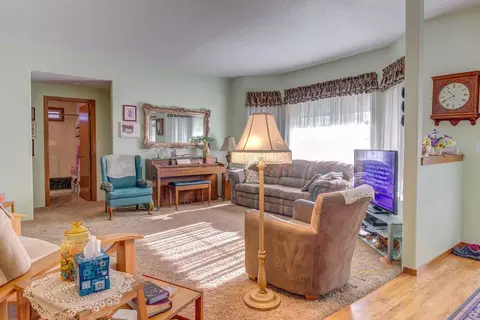 205 Willow Bend Way, Central Point, OR 97502 photo 4