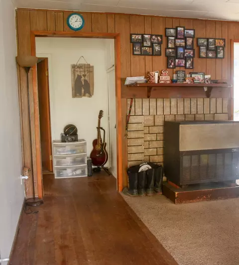 713 Linn Rd, Eagle Point, OR 97524 photo 3