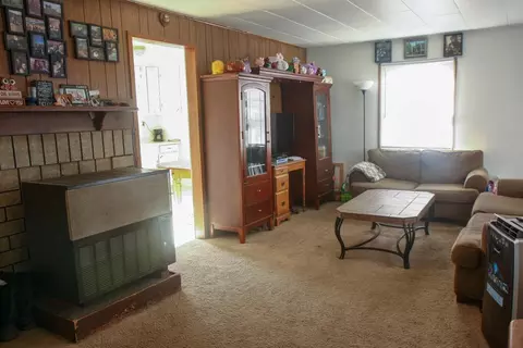 713 Linn Rd, Eagle Point, OR 97524 photo 4