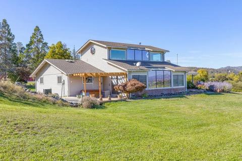 99 Dean Dr, Central Point, OR 97502 photo 28