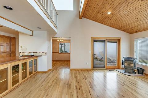 99 Dean Dr, Central Point, OR 97502 photo 15