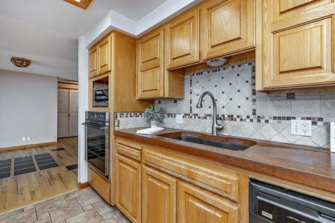 99 Dean Dr, Central Point, OR 97502 photo 9