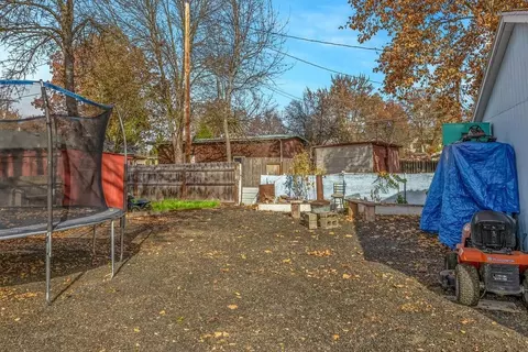 208 Jason St, Eagle Point, OR 97524 photo 7