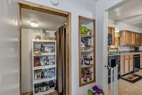 208 Jason St, Eagle Point, OR 97524 photo 12