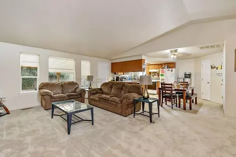 38 Eagle View Dr, Eagle Point, OR 97524 photo 13