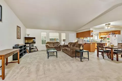 38 Eagle View Dr, Eagle Point, OR 97524 photo 14