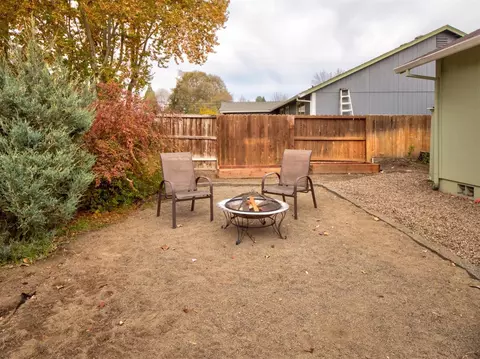 34 Christa Ln, Eagle Point, OR 97524 photo 23