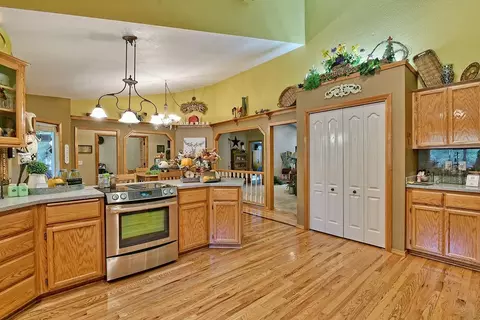 6725 Old Stage Rd, Central Point, OR 97502 photo 12