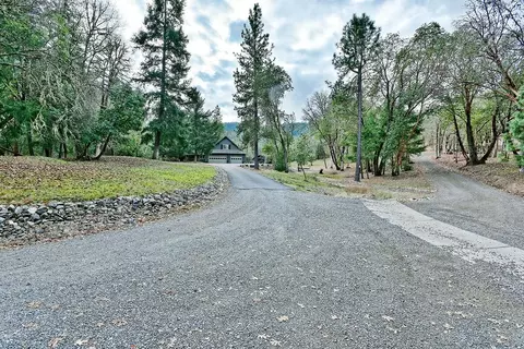 6725 Old Stage Rd, Central Point, OR 97502 photo 16