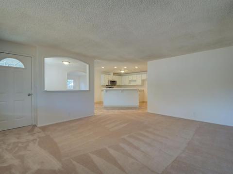 638 Talbot St, Eagle Point, OR 97524 photo 2