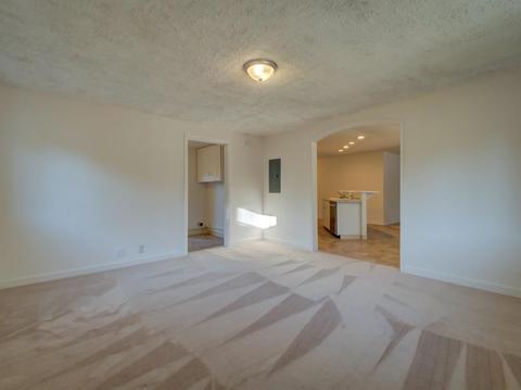 638 Talbot St, Eagle Point, OR 97524 photo 9
