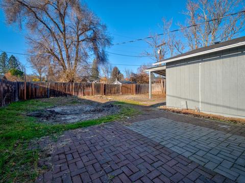 638 Talbot St, Eagle Point, OR 97524 photo 23