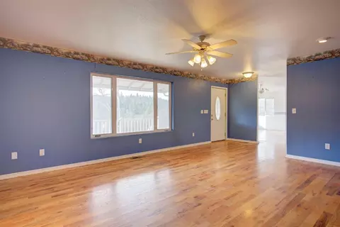 10691 E Antelope Rd, Eagle Point, OR 97524 photo 12