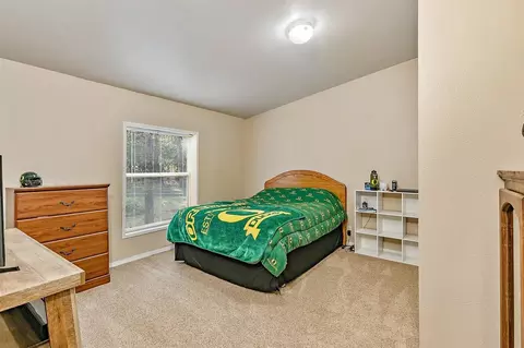 489 Derby Rd, Eagle Point, OR 97524 photo 22