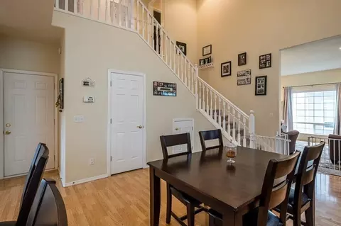 667 Shadow Way, Central Point, OR 97502 photo 9