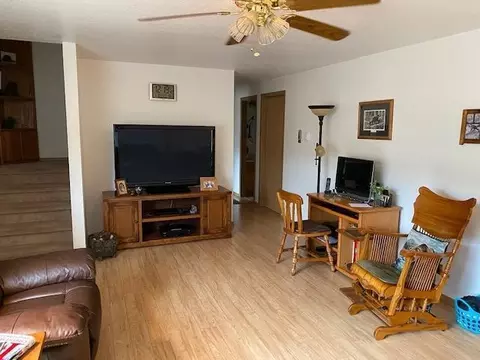 8000 E Antelope Rd, Eagle Point, OR 97524 photo 4