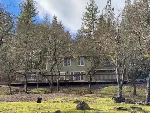 8000 E Antelope Rd, Eagle Point, OR 97524 photo 1