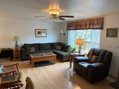 8000 E Antelope Rd, Eagle Point, OR 97524 photo 3
