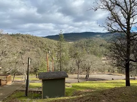 8000 E Antelope Rd, Eagle Point, OR 97524 photo 29
