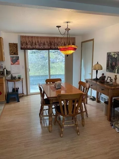 8000 E Antelope Rd, Eagle Point, OR 97524 photo 7