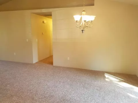 125 Aberdeen Ln, Eagle Point, OR 97524 photo 11
