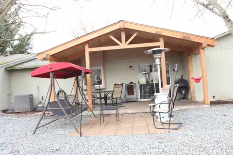 4088 Old Upton Rd, Central Point, OR 97502 photo 17