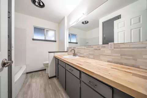 1105 Cherry St, Central Point, OR 97502 photo 14