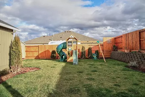 1014 Stonewater Dr, Eagle Point, OR 97524 photo 30