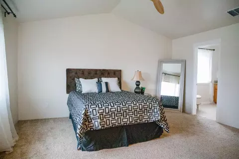557 N Heights Dr, Eagle Point, OR 97524 photo 14